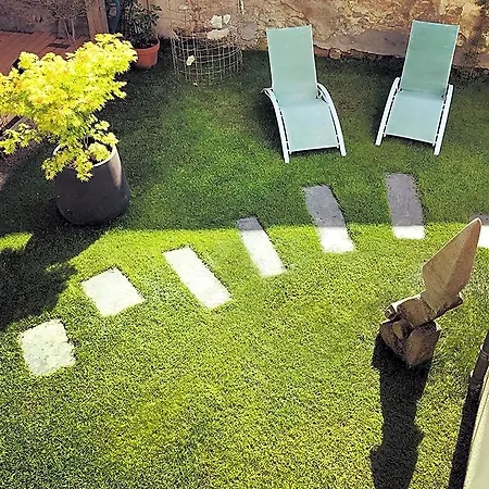 Chemin Des Ormeaux Bed & Breakfast Ennezat